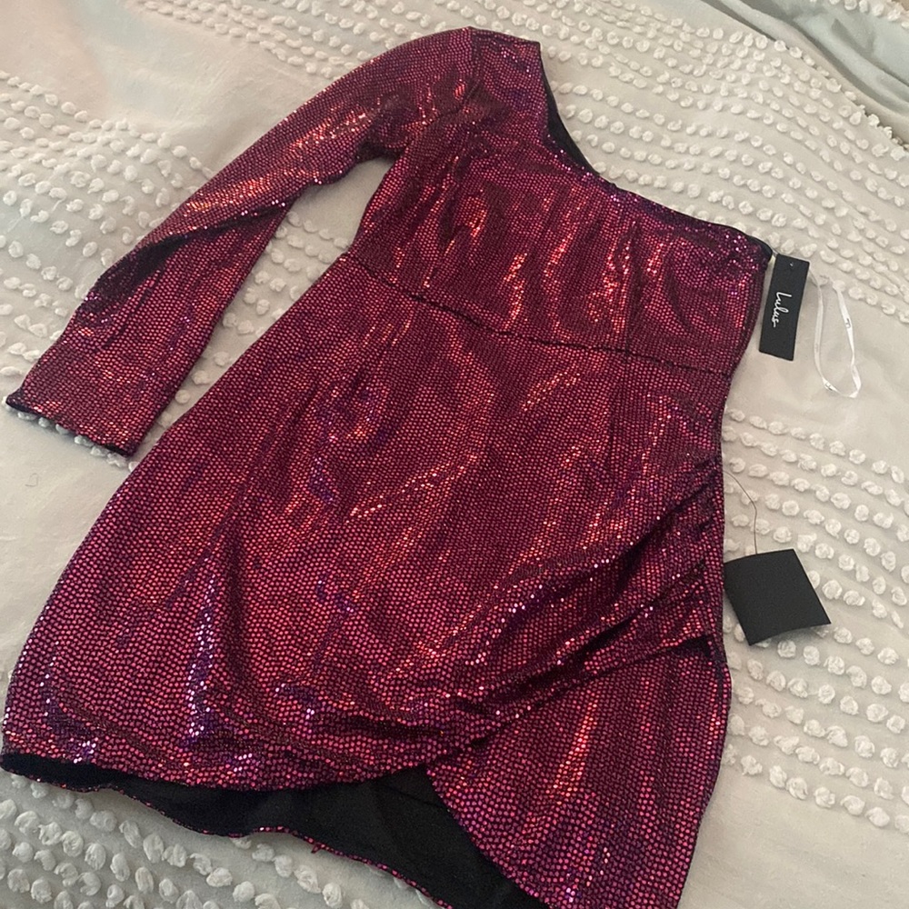 Brand new Lulu’s magenta pink cocktail dress. Size Large, never worn